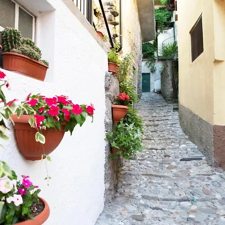 Charming Moment Di Porta - Borgo Antico Lejlighed *